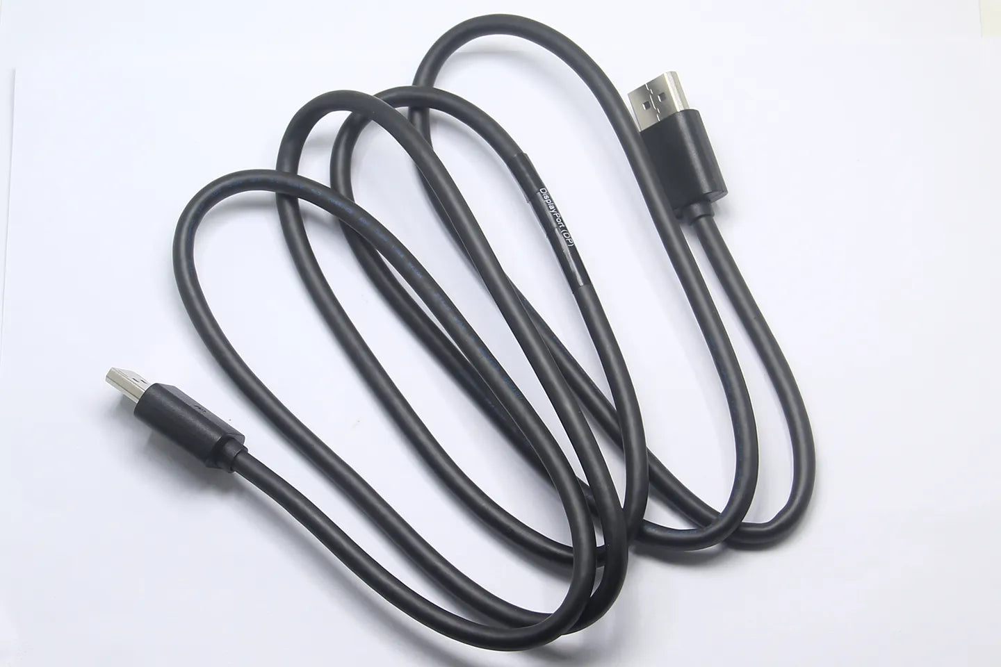 Dell Original DP to DP 1.4 Cable — 1.8m Male-to-Male — 8K@60Hz / 4K@160Hz — High-Refresh Gaming Monitor Cable
